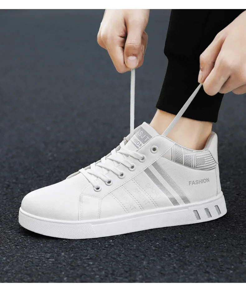 Big size new all-match men's shoes Korean version of the flow of boys in the board shoes casual sports shoes sneakers