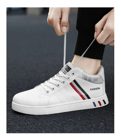 Big size new all-match men's shoes Korean version of the flow of boys in the board shoes casual sports shoes sneakers