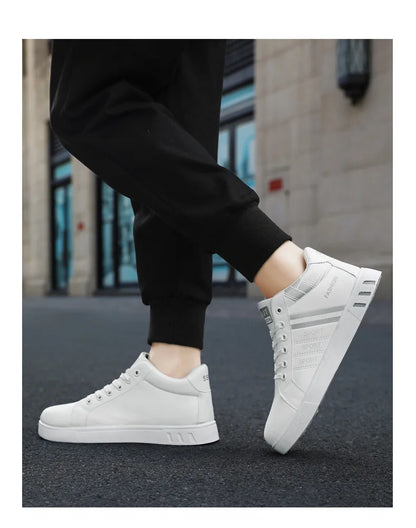 Big size new all-match men's shoes Korean version of the flow of boys in the board shoes casual sports shoes sneakers