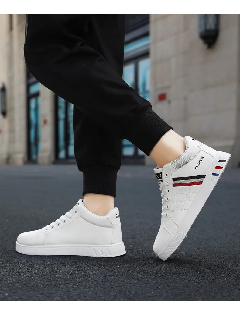 Big size new all-match men's shoes Korean version of the flow of boys in the board shoes casual sports shoes sneakers